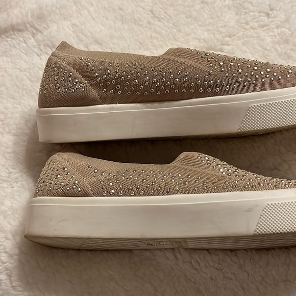 Sketchers light pink with bling Size 8 sneakers - Picture 4 of 8